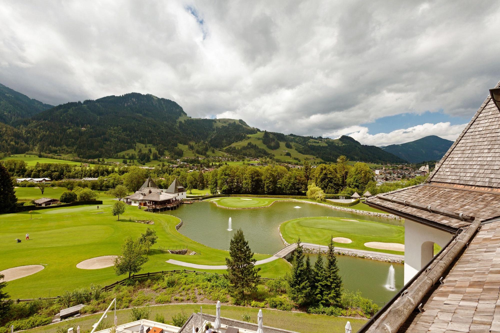 Schlosshotel Kitzbuehel A-Rosa Collection ภายนอก รูปภาพ Golf course in Bad Tölz