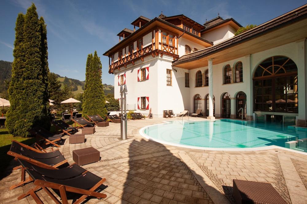 Schlosshotel Kitzbuehel A-Rosa Collection ภายนอก รูปภาพ The Hotel Axelmannstein