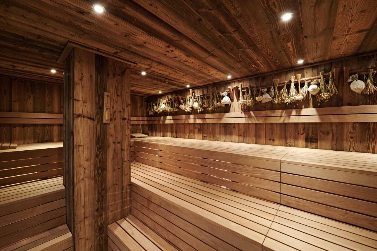Schlosshotel Kitzbuehel A-Rosa Collection ภายนอก รูปภาพ A Finnish sauna